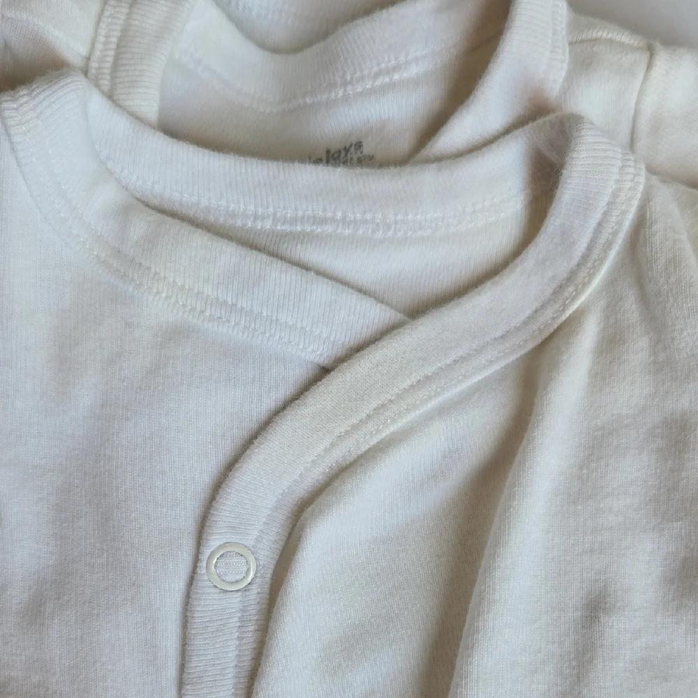 Set Of 9 - 5 Carter's Newborn Sidesnap Kimono Bodysuits + 4 Gerber Onesies